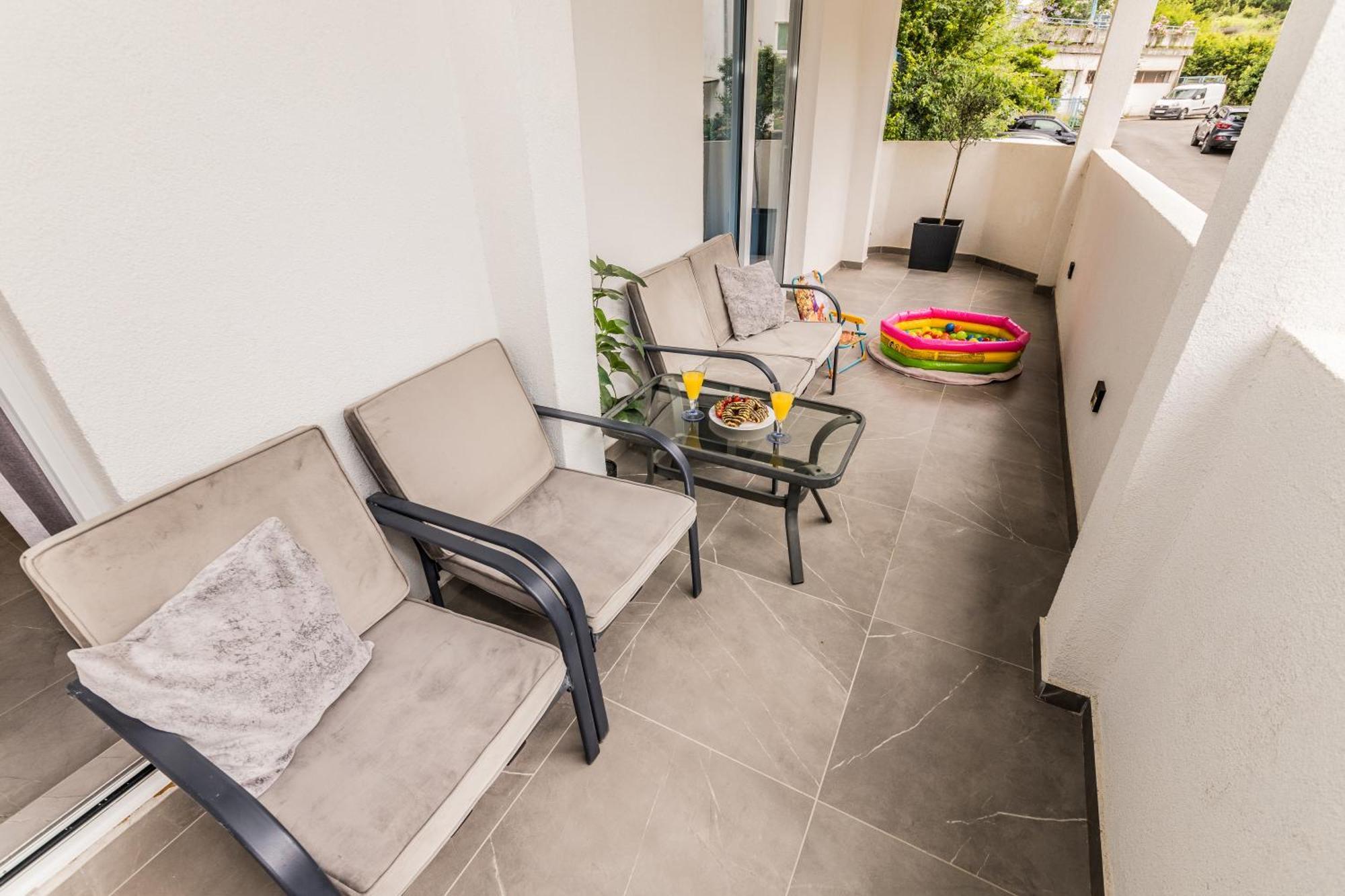 Paun Apartment Kotor Exterior foto